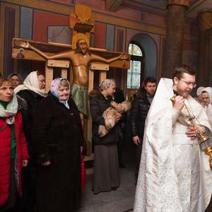 Копия Годеновского Креста в храме Святой Елисаветы в Покровском-Стрешневе